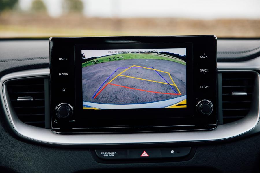 Детали интерьера Kia XCeed 1.0 T-GDi 2019 года  (UK) (фото 80 из 91)